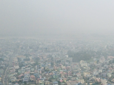 वायु प्रदूषण अत्यधिक बढेसँगै स्थानीय बासिन्दामा स्वास्थ्य समस्या